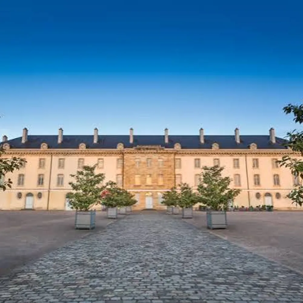 Centre national du costume et de la scène