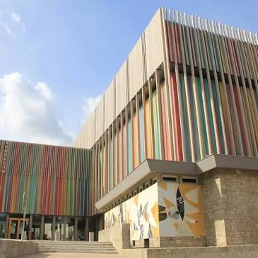 Cité internationale de la tapisserie 3