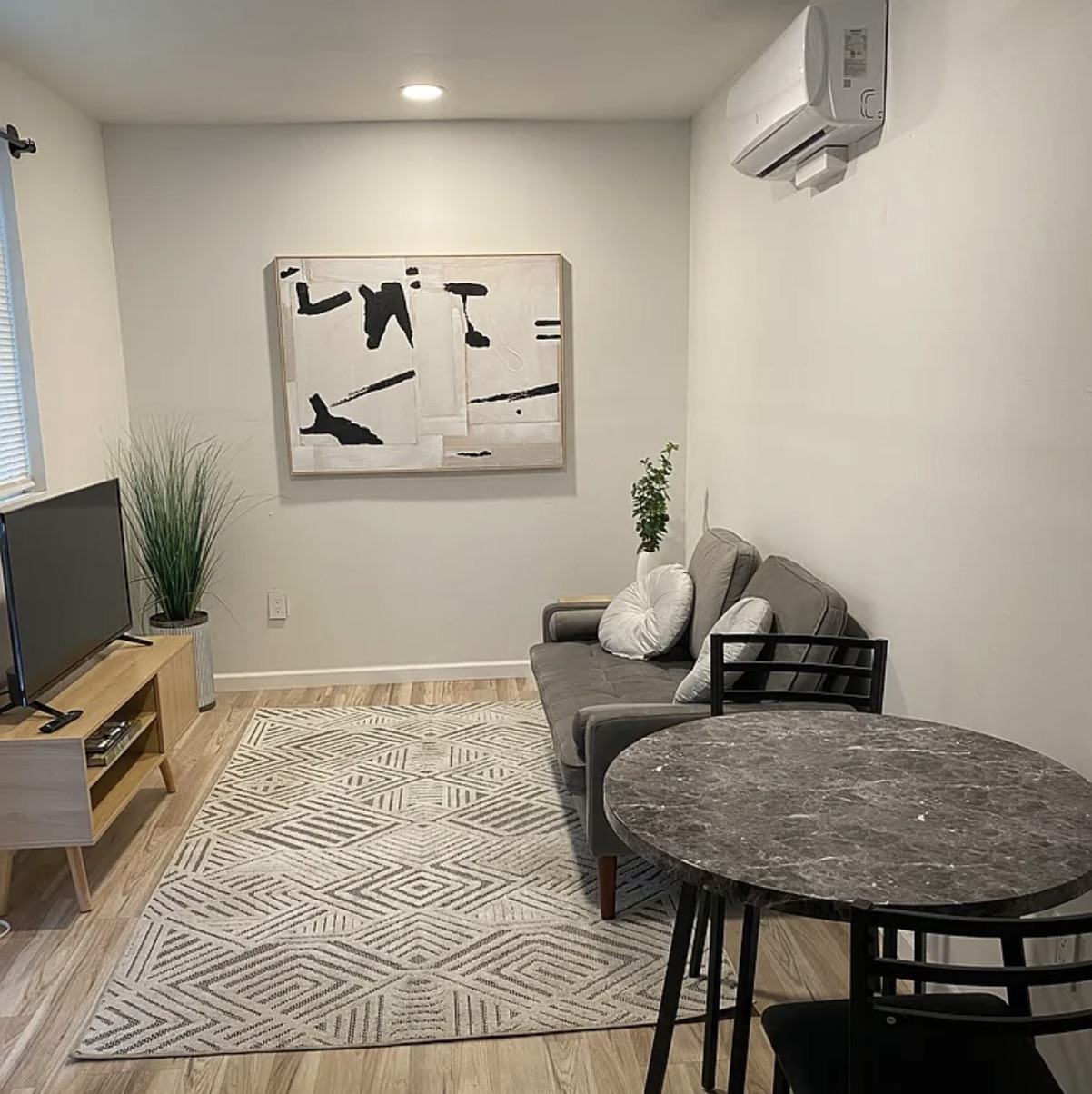 Cozy 1 Bedroom Apartment Home/ADU