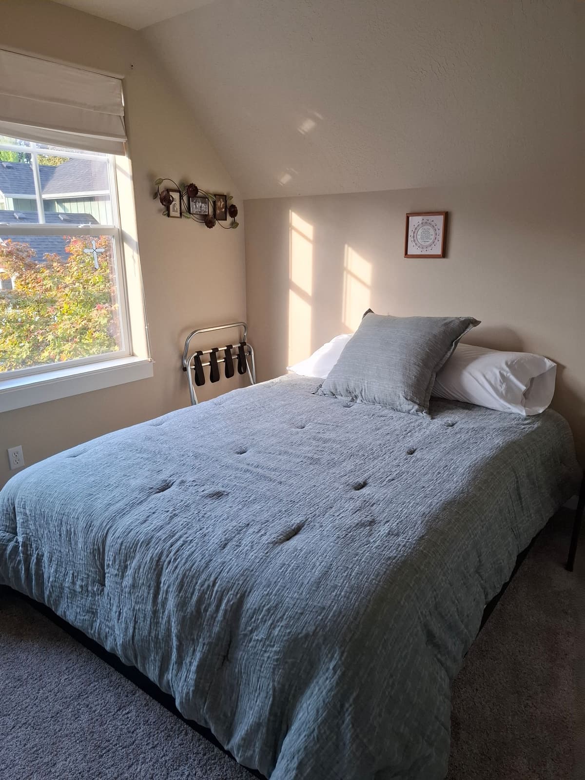 Cozy room with spacious amenities in quiet setting