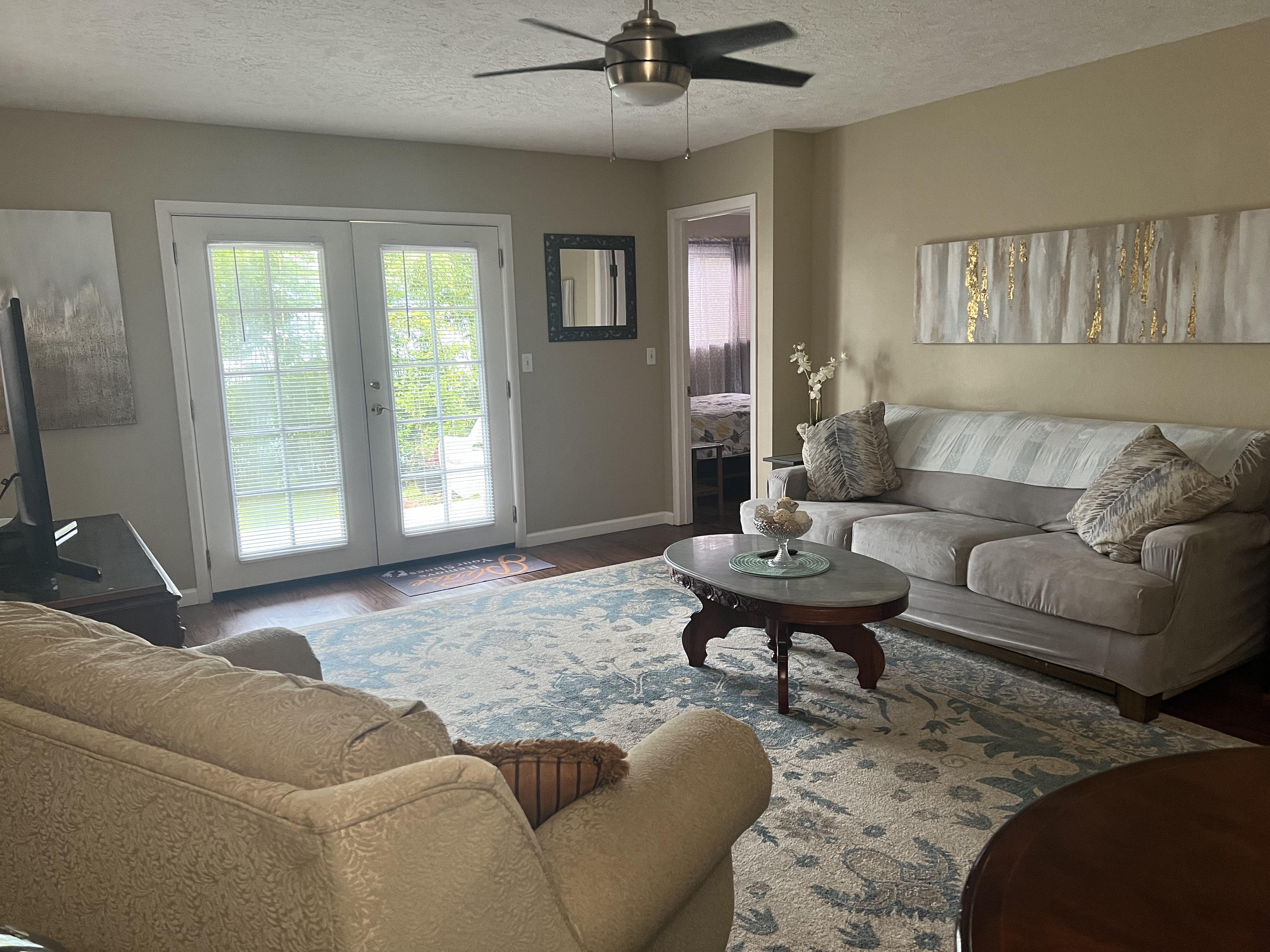 Comfy one bedroom in Hilo with AC