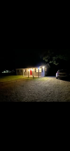 Cozy 2 bedroom 1 bath house