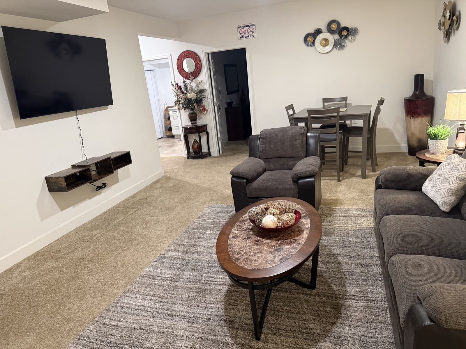 Cozy and luxury 2 bedroom and 2 bathroom