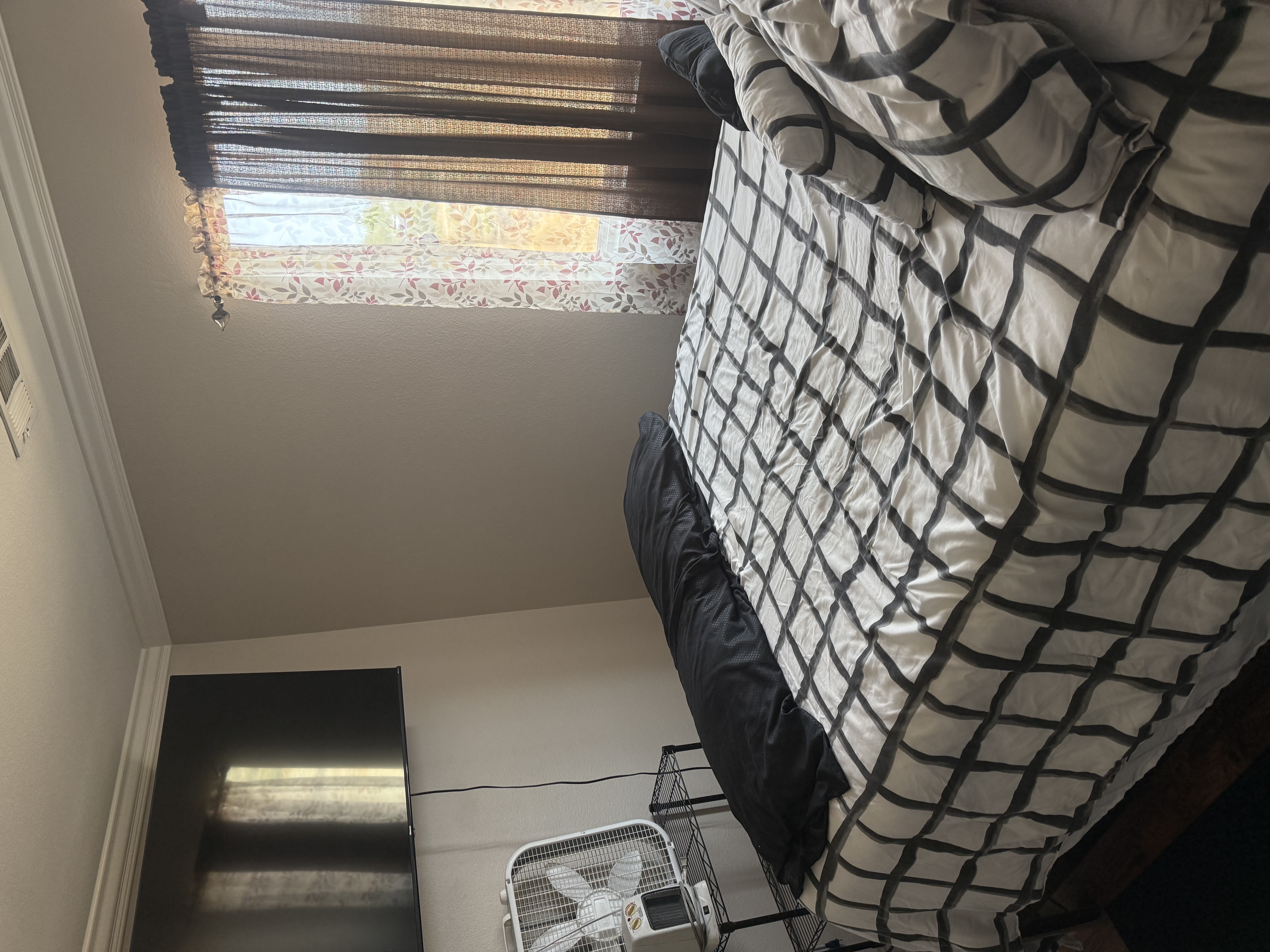 Furnished 3-bed home in Hesperia