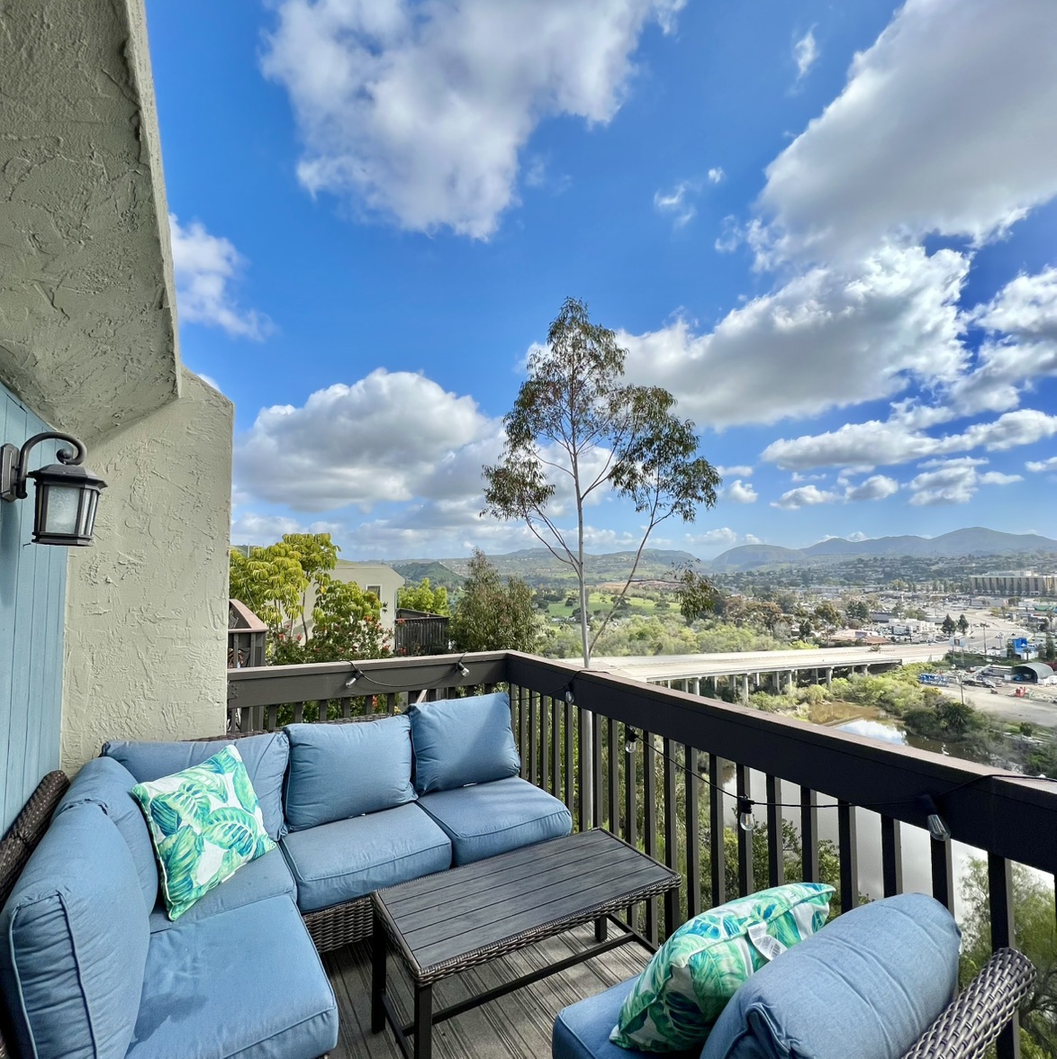 Peaceful but central fully updated  retreat- nurse owned
