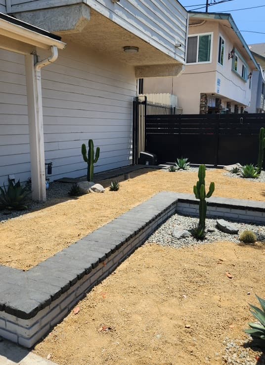 A Fully Furnished Beautiful 2 Bed Room, 2 Bathroom with 2 Parking.