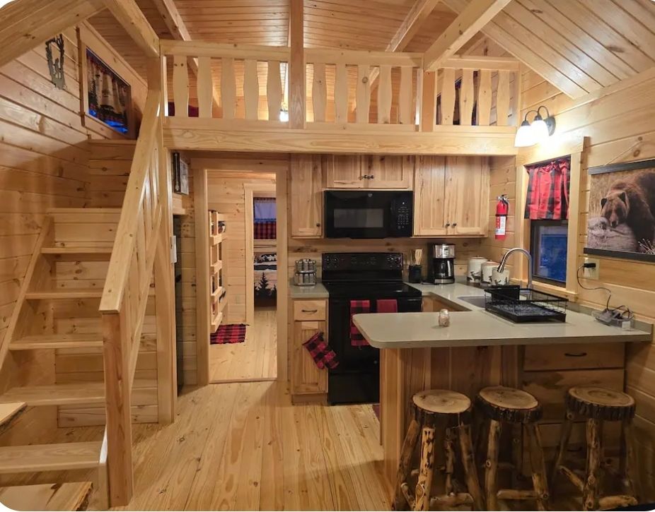 Sleeps 4 Cozy Cabin| Detox| Relax| Unwind Sauna Bliss| Starlit Evenings