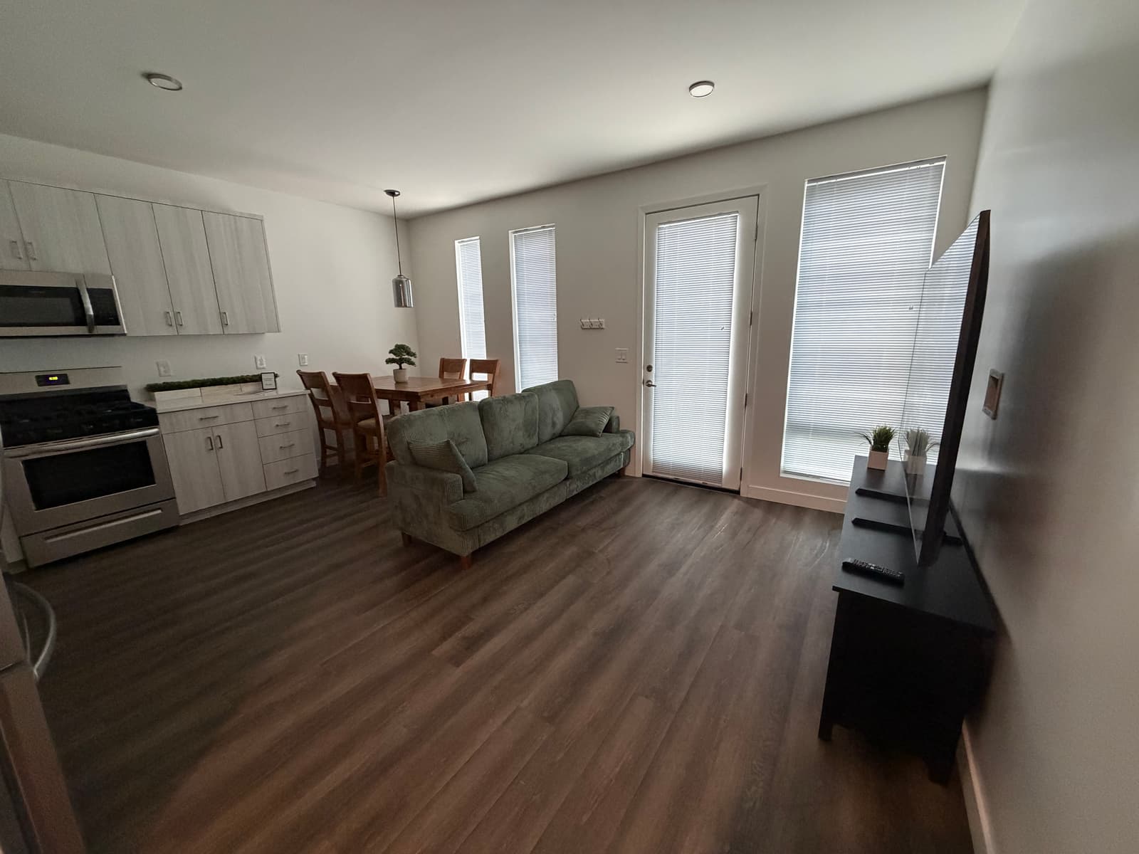 Modern 2BR/2.5BA Townhome Near Downtown SLC
