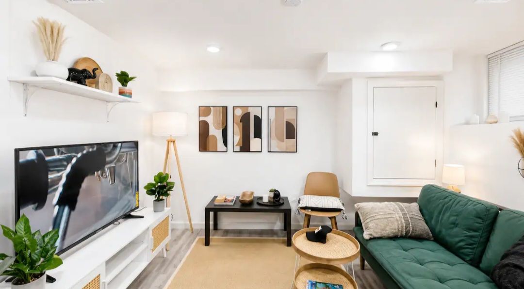 Furnished 1-bed home in Newark