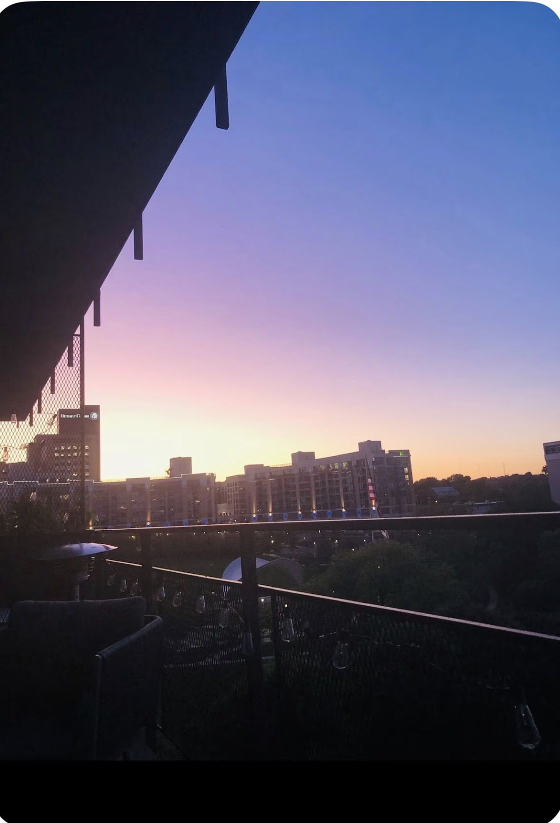 Cozy 1br condo in the heart of Midtown (with balcony)
