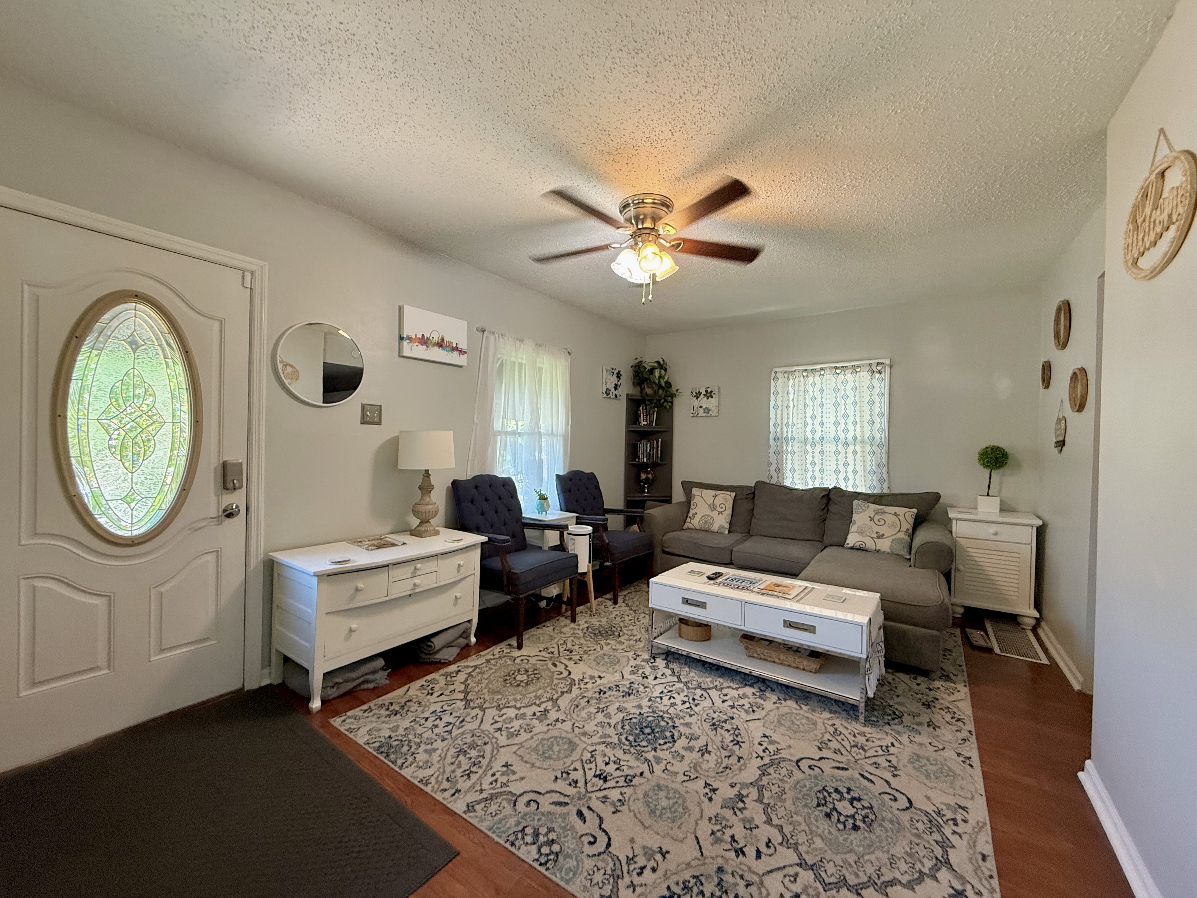 High End Pet Lovers Abode