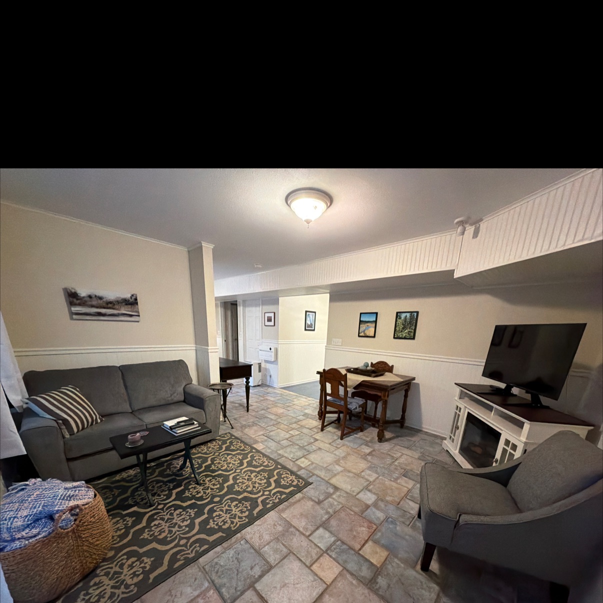 Lovely 1 bedroom, walk out basement apartment.