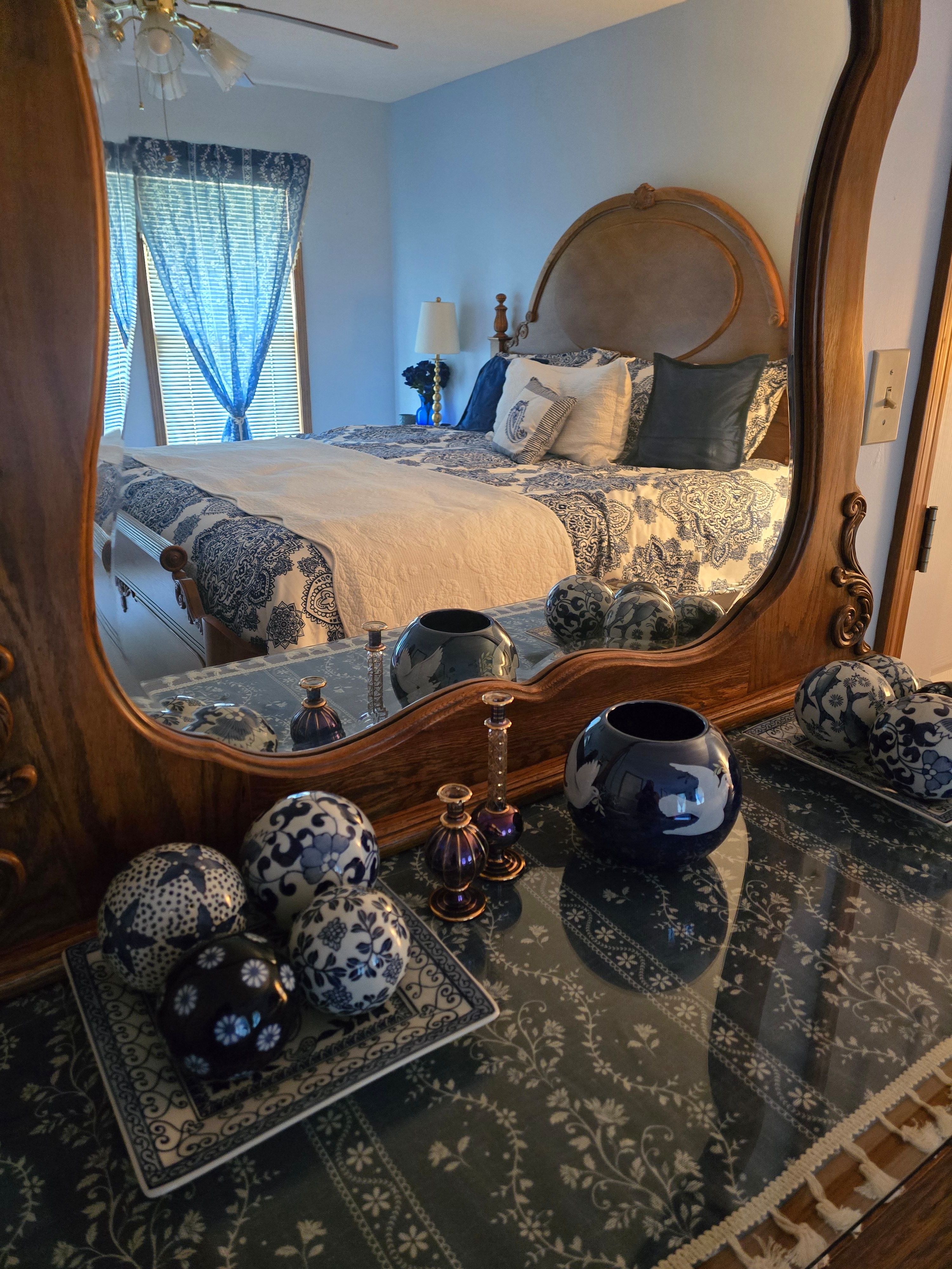 Calm Quiet 3 BR House 2 Car Garage High End Luxury Amenities