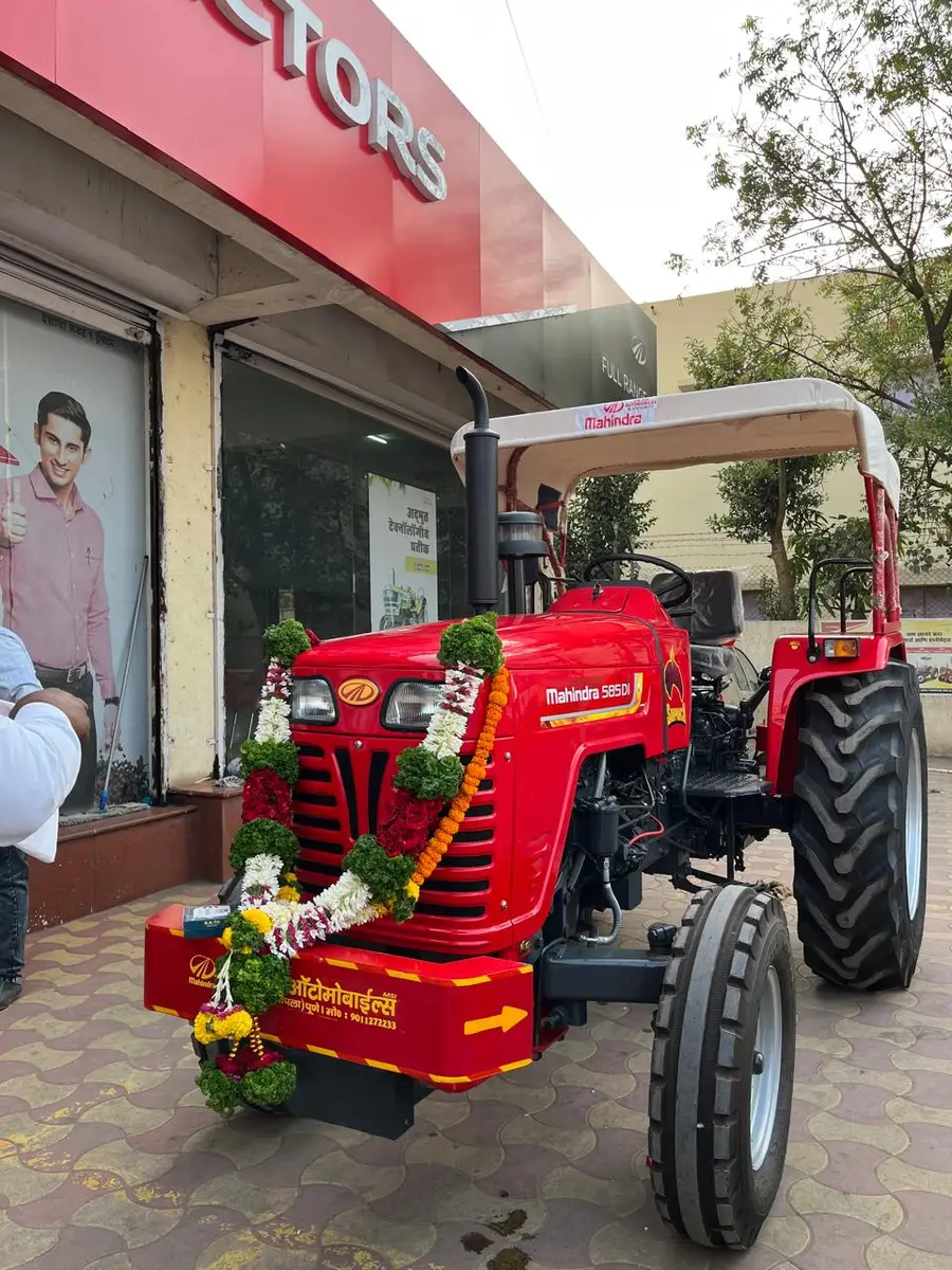 Mahindra 585