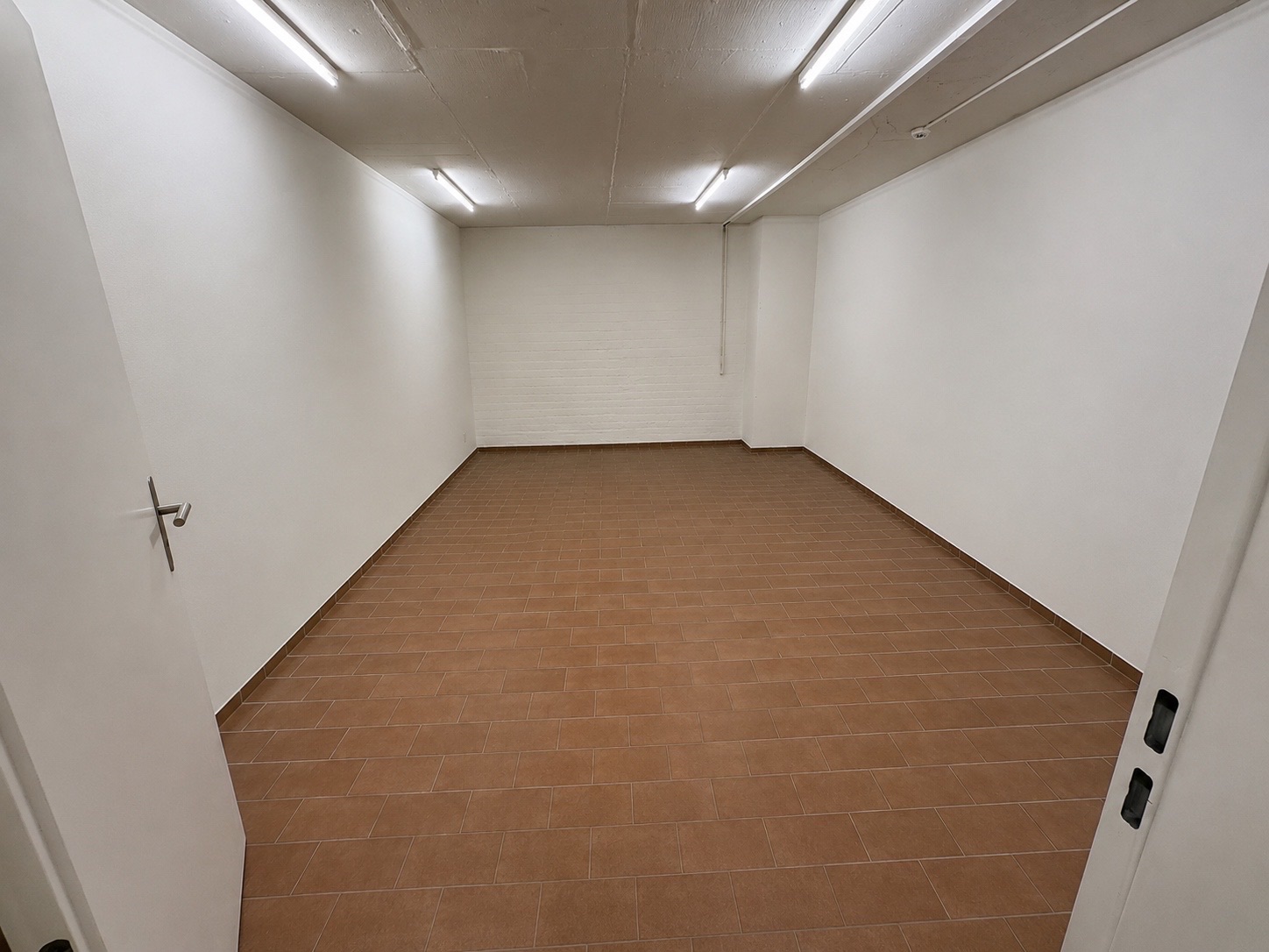 Lagerraum, Basel 1