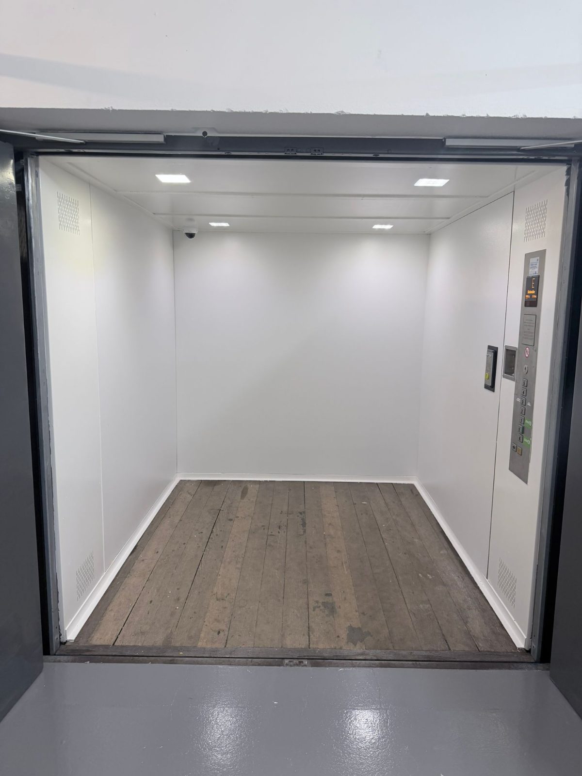 Lagerraum, Basel 7