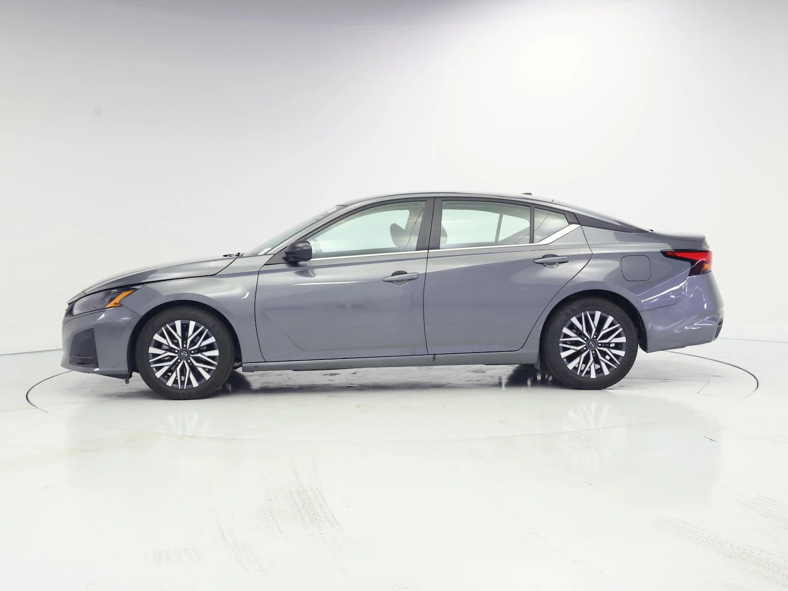 2026 Nissan Altima SV — foto 2