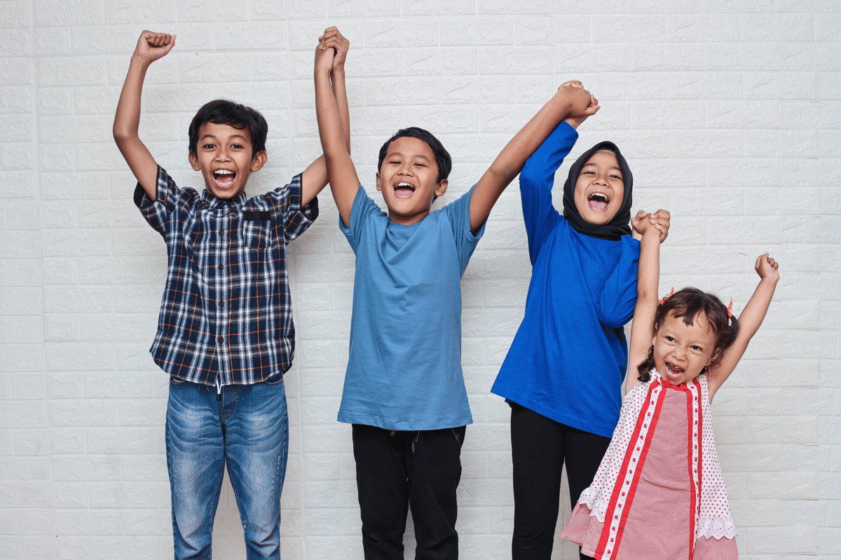 kids celebrating