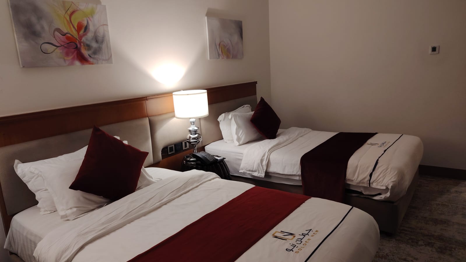 chambre à deux lits