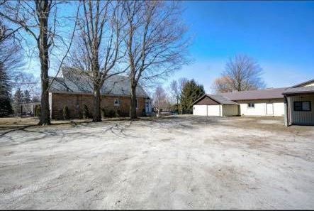 6.1 Acre Commercial/ Residential Zoned Property In Woodstock