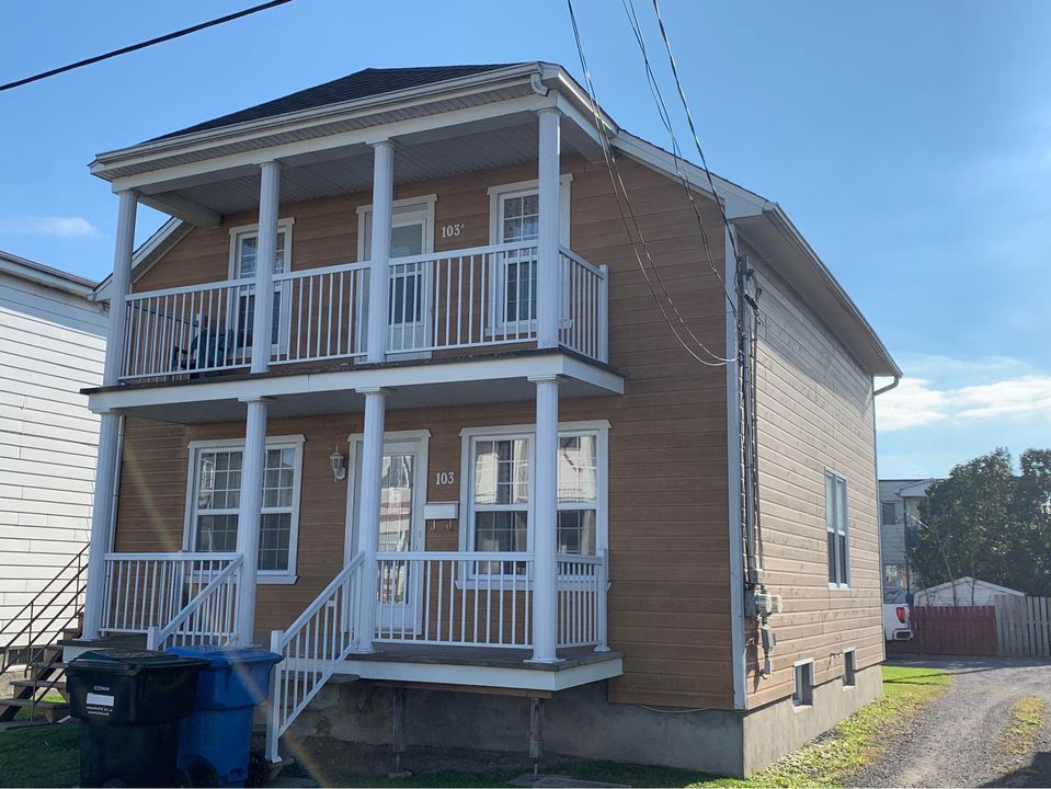 Duplex for sale in Salaberry-de-Valleyfield