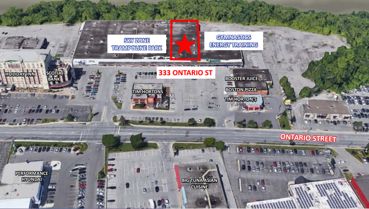 Large Retail Unit For Lease