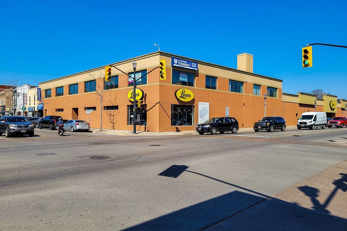 Reduced! Leon's Tenant, New 5 Yr Leases, 2 buildings