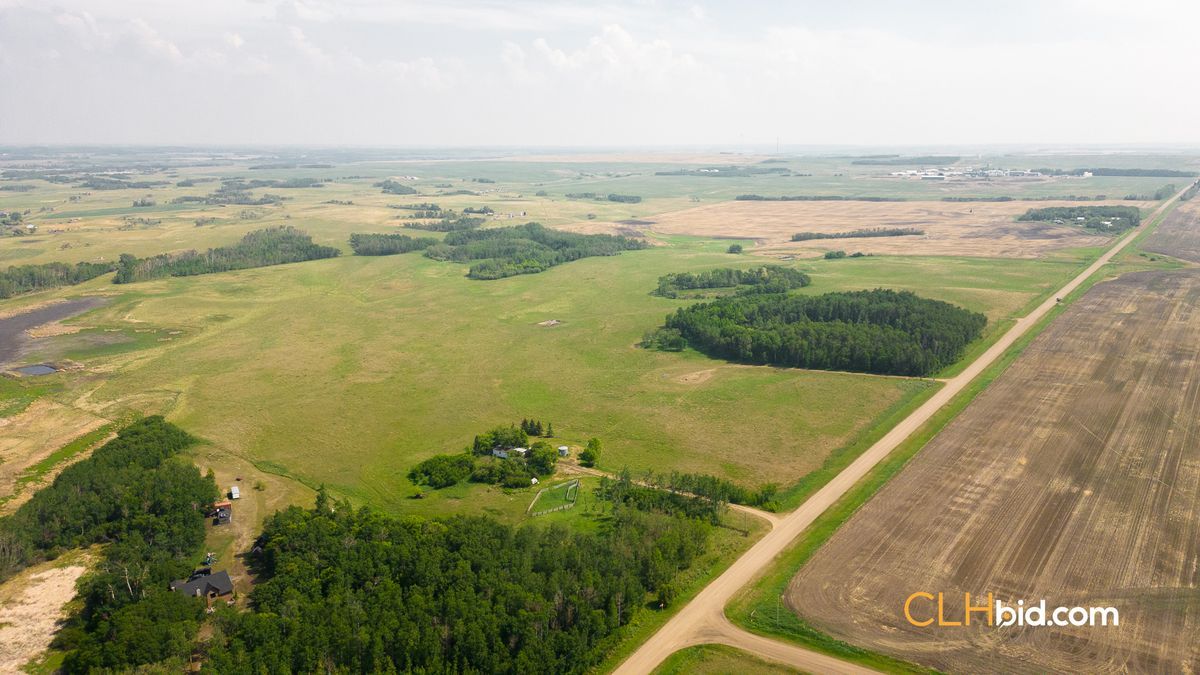 Selling Online Aug 30, 2023 - 1 Quarter - Lacombe County, AB