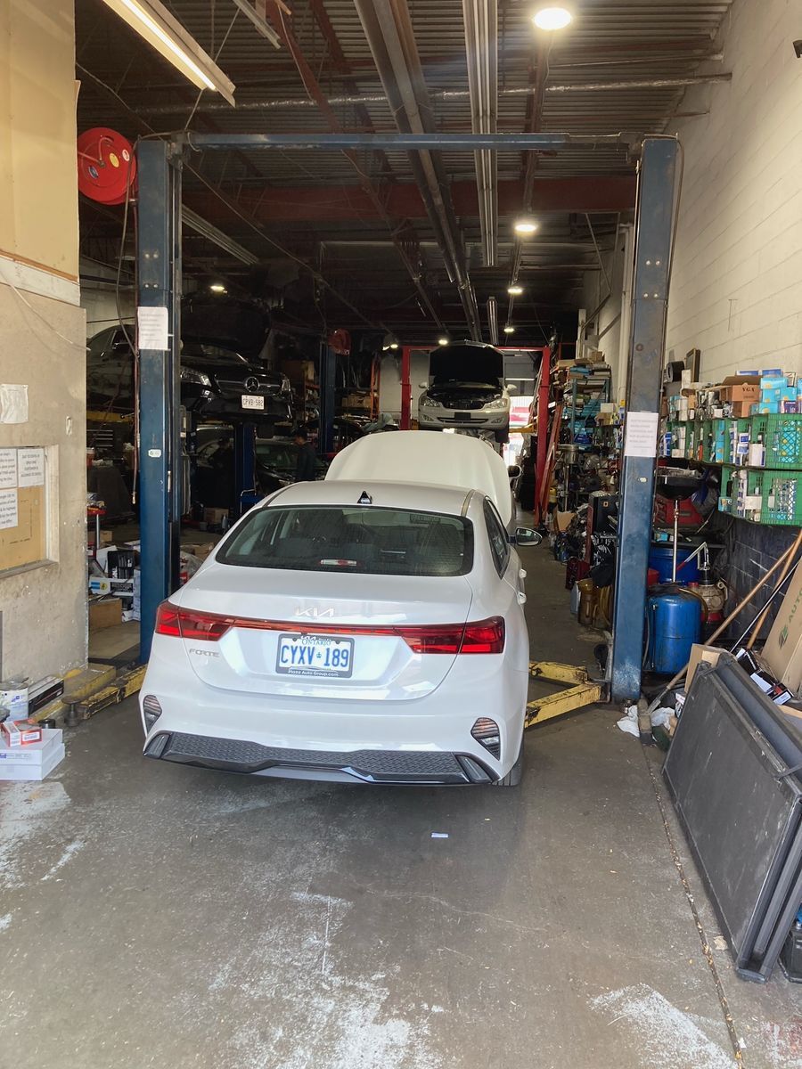 Auto Repair Shop for Sale in Mississauga