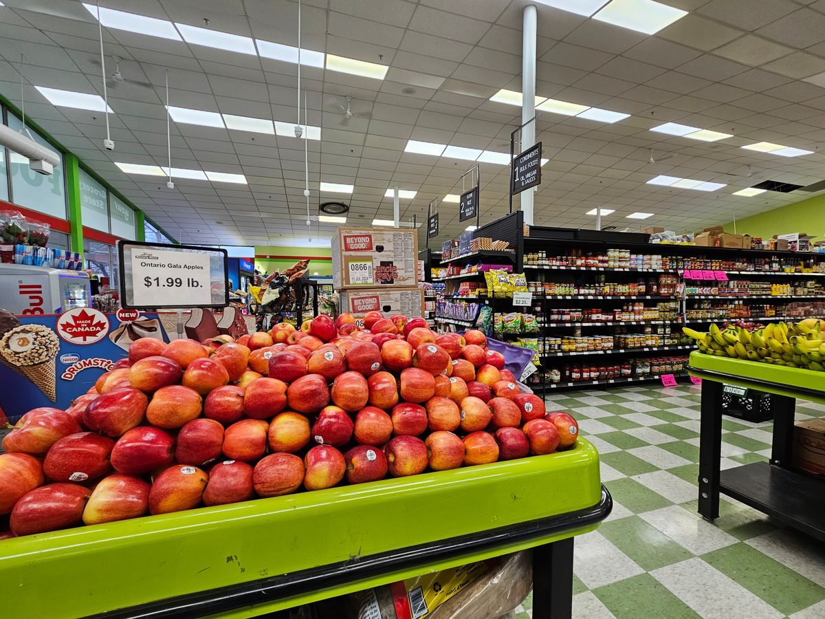 Grocery store business for sale In Mississauga