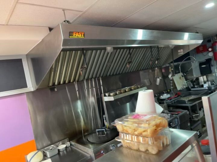 Birchmound/Eglinton Restaurant Business for Sale