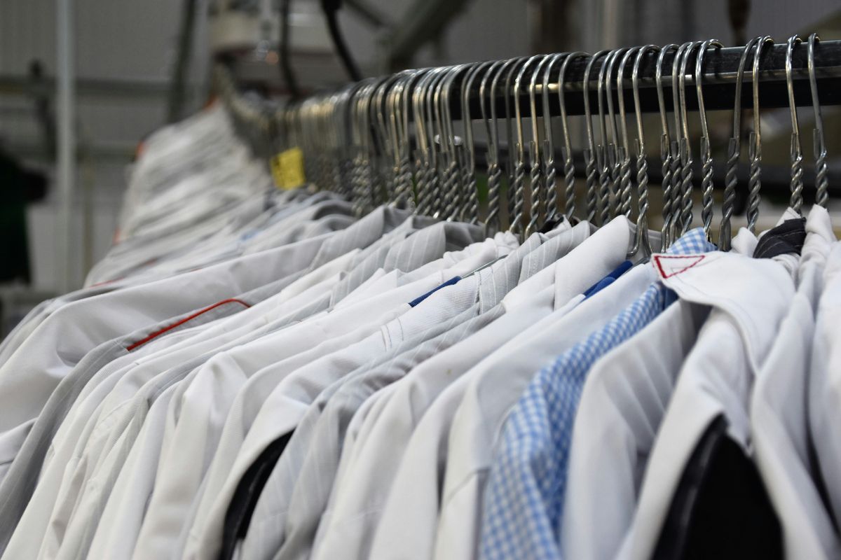 Dry Cleaner Depot - Aurora
