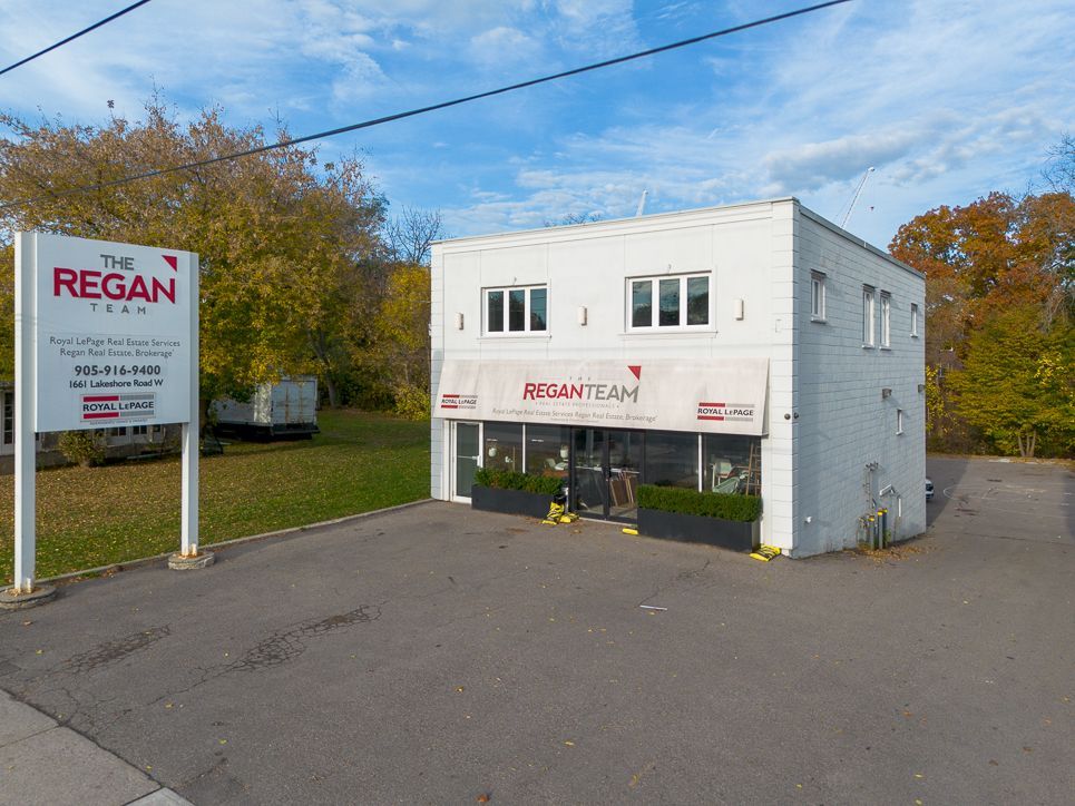 Multi Use Building in Mississauga [ Office + Residential ] 