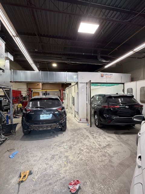 Auto Body shop for Sale in Etobicoke 