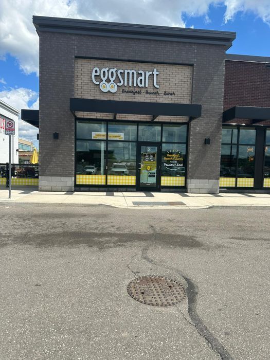 Eggsmart @ Prime Plaza in Brampton - Changeable to non-competing use!!