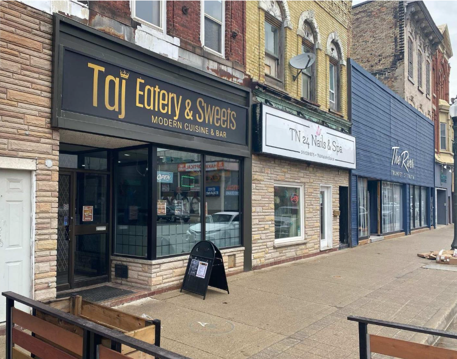  Indian restaurant and bar for sale in Woodstock 