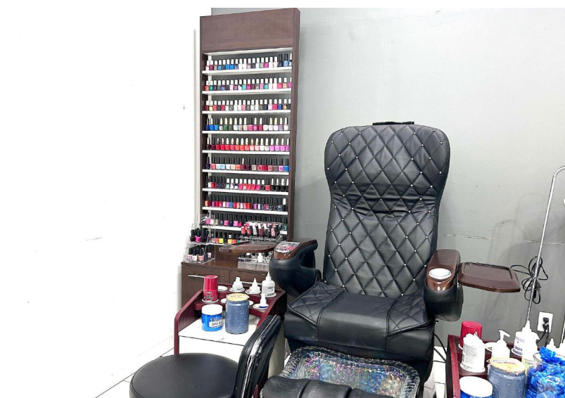 Nail Salon Business For Sale in Mississauga