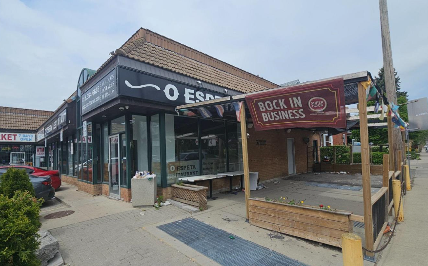 Restaurant for sale in Toronto
