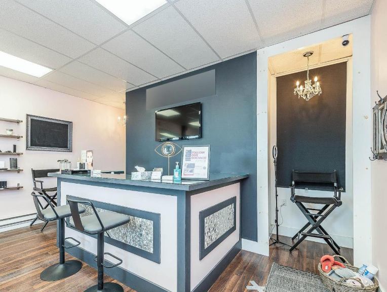 Beauty Salon For Sale in Bolton