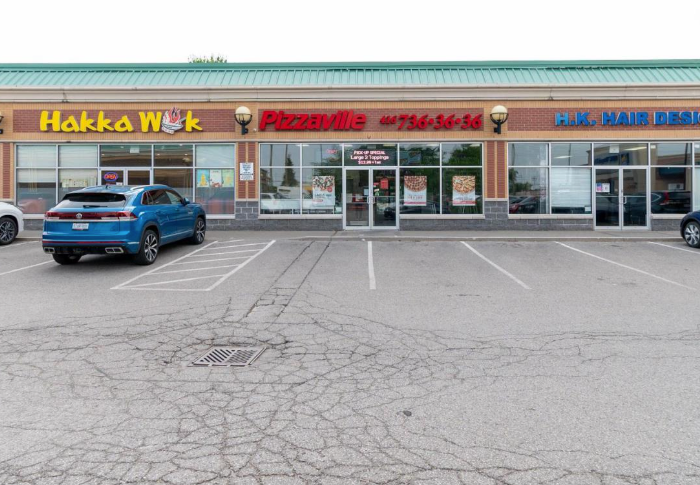 Pizzaville franchise for sale in Markham