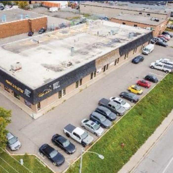 auto repair and body shop for sale in Brampton