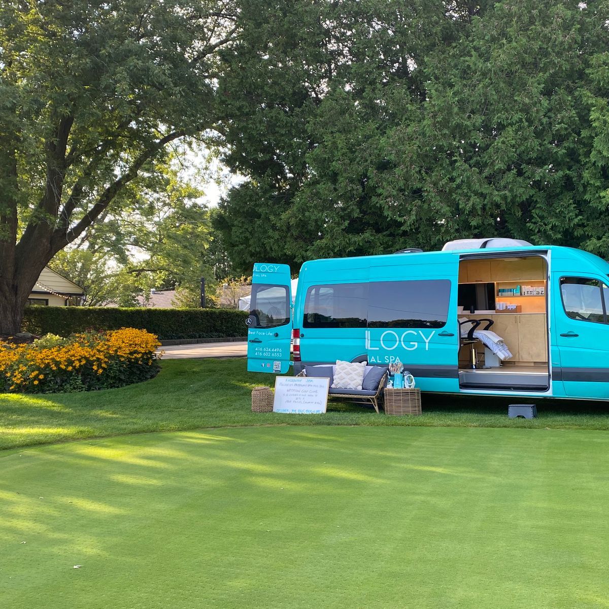 Turnkey Mobile Spa in Mercedes Sprinter | Fully Equipped | Established