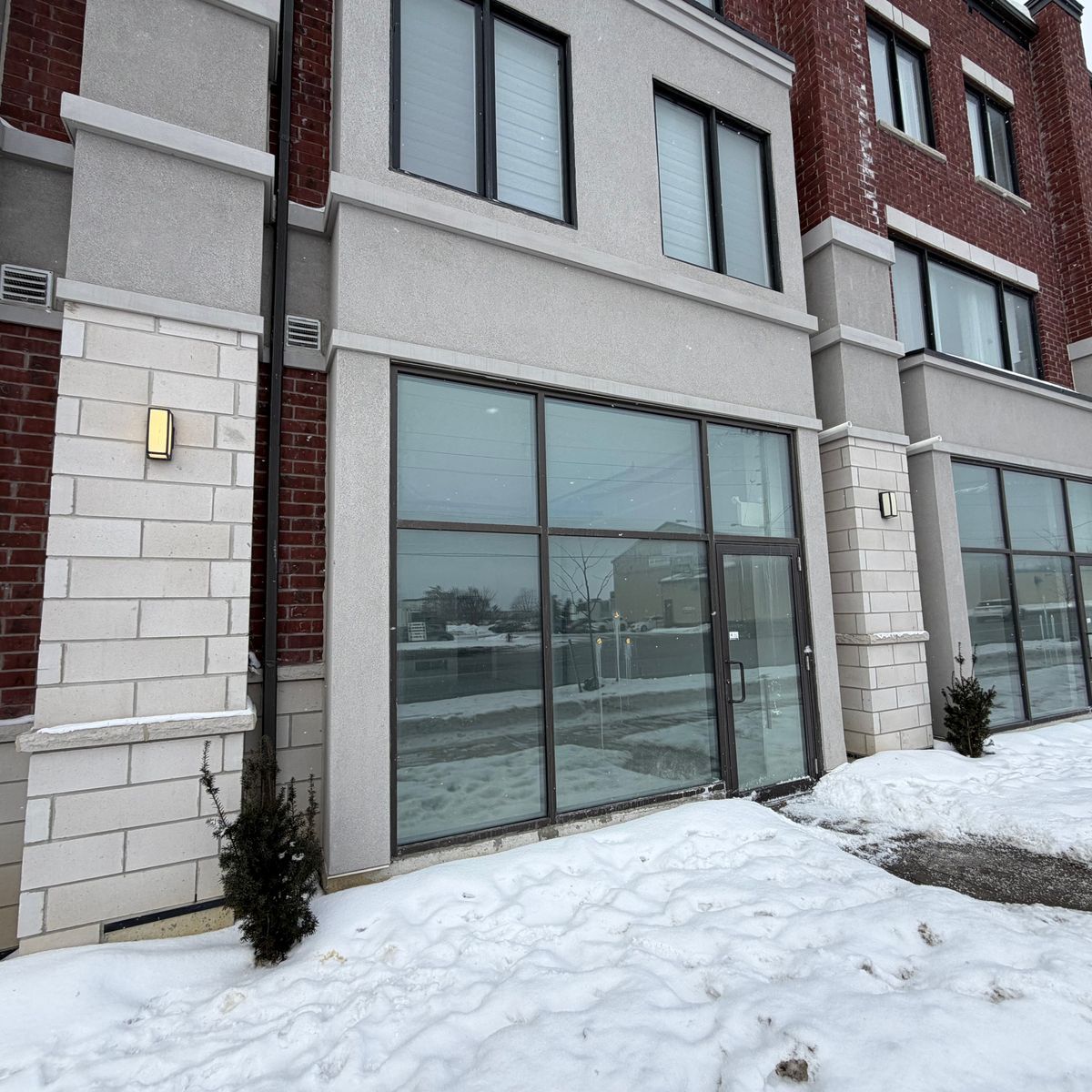 Retail Space for Lease in Bradford - 951 SQ FT - High Exposure