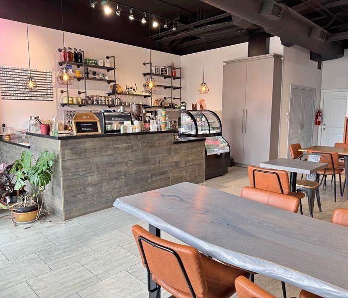 Turnkey Cafe Ready for New Owner - CHEAP RENT!