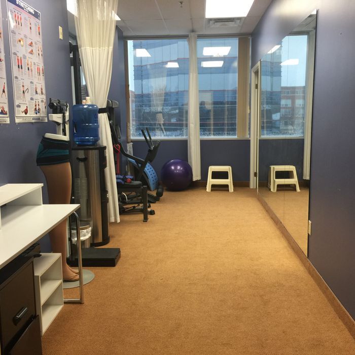 Medical Office Space Available in Richmond Hill Medical Building