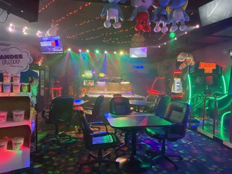 Well Established Laser Tag FEC in Laval Quebec For Sale