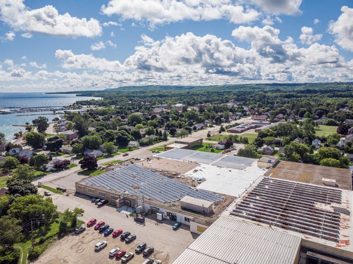 Commercial/Warehouse 18,400 sq ft for Lease in Meaford