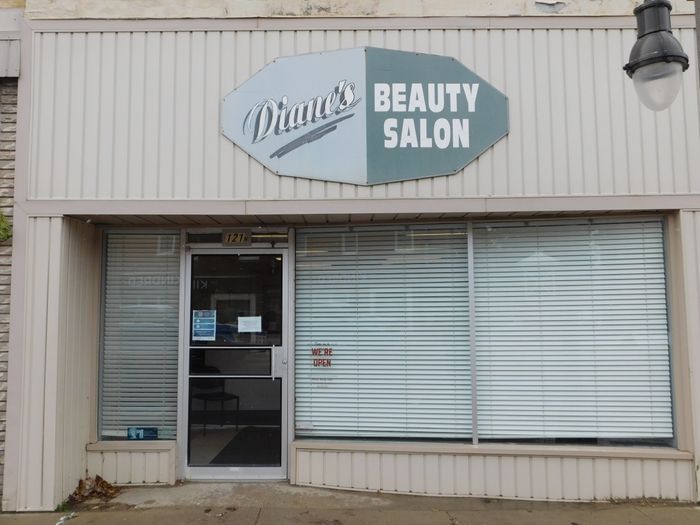  Large Commercial Space For Rent in Mount Forest