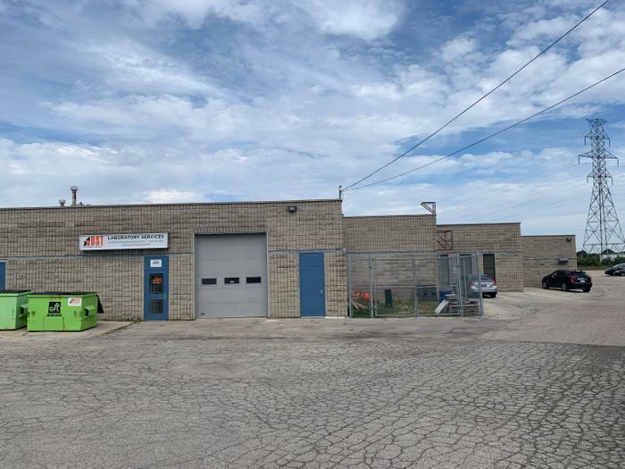  Flex Industrial Unit For Lease In Waterloo