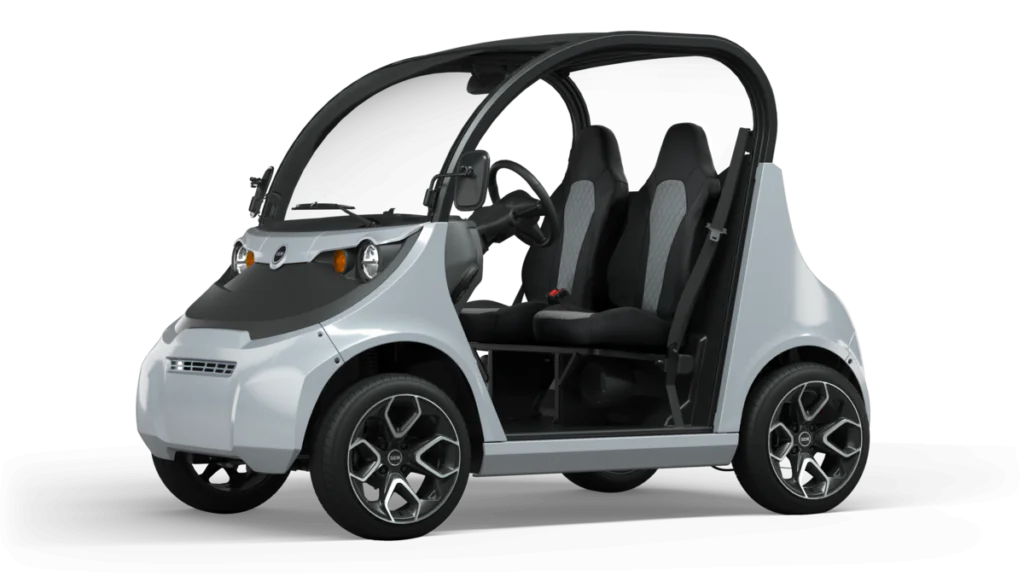 GEM e2 golf cart